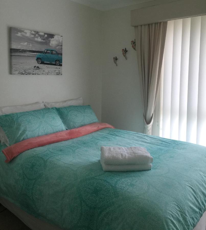 Sea Breeze On The Esplanade Villa Lakes Entrance Exterior foto