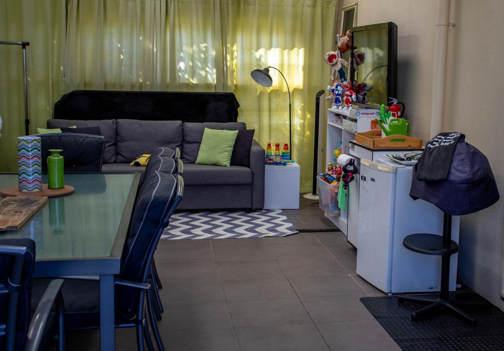 Sea Breeze On The Esplanade Villa Lakes Entrance Exterior foto